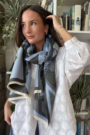 Hanbury Scarf Navy & Denim /50=